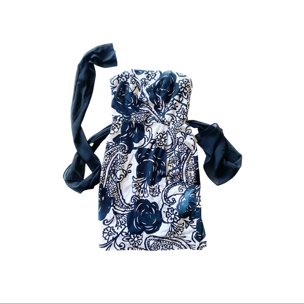 White House Black Market Boned Cocktail Dress ▪ 2